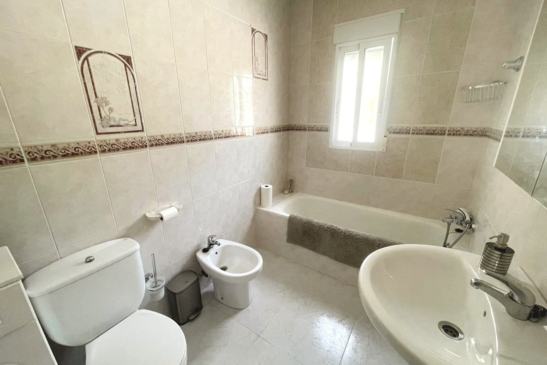 Resale - Villa - Ciudad Quesada - Upper Golf