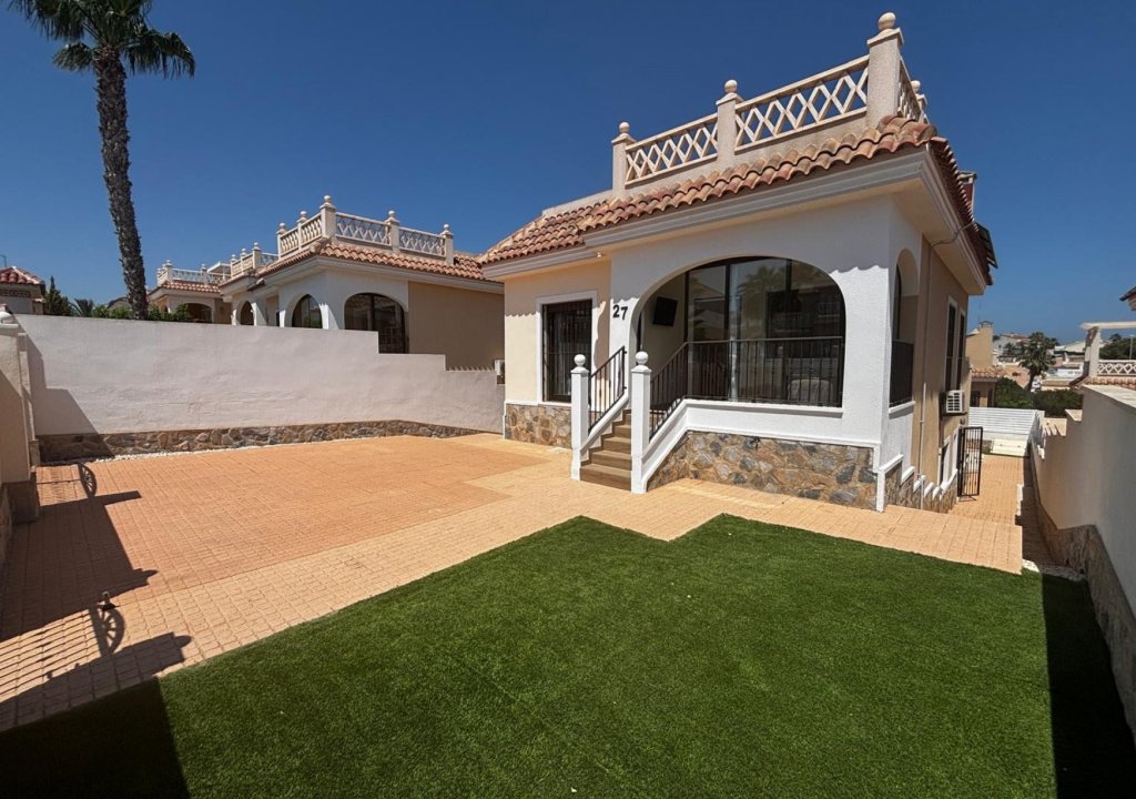 Resale - Villa / Detached - Ciudad Quesada - Ciudad Quesada - Rojales