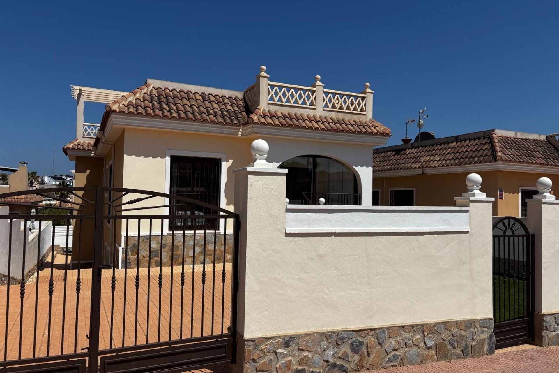 Resale - Villa / Detached - Ciudad Quesada - Ciudad Quesada - Rojales
