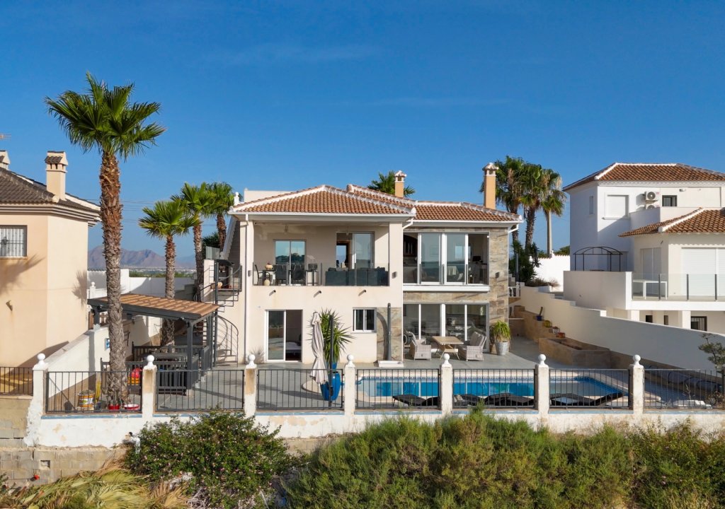 Resale - Villa / Detached - Ciudad Quesada - La Marquesa Golf
