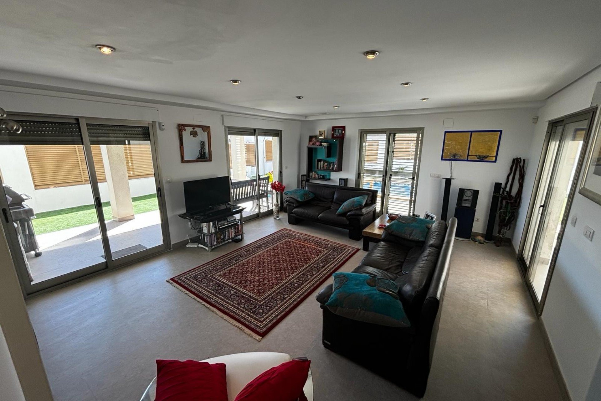 Resale - Villa Detached - Cox