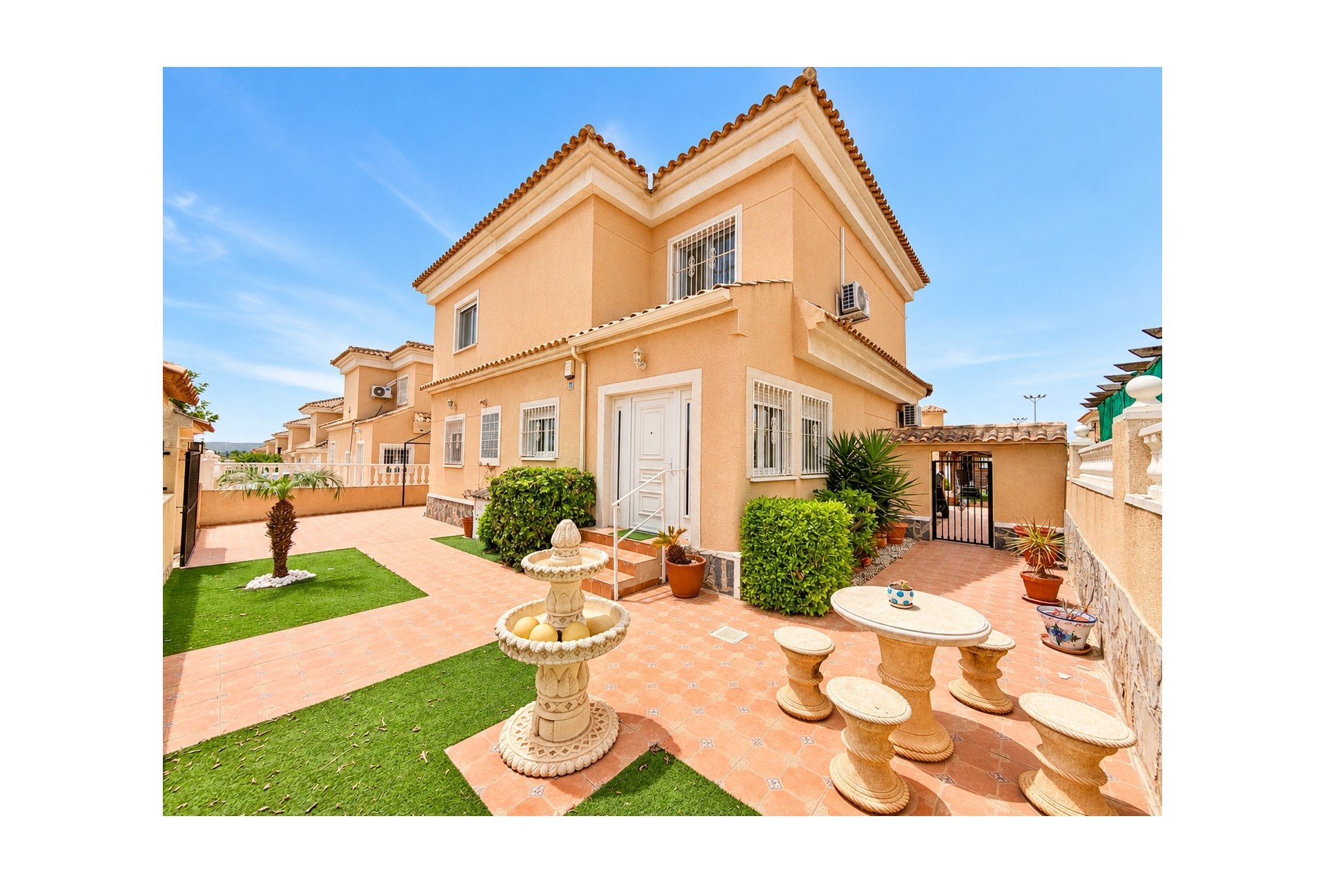 Resale - Villa Detached - San Fulgencio - urb.la marina