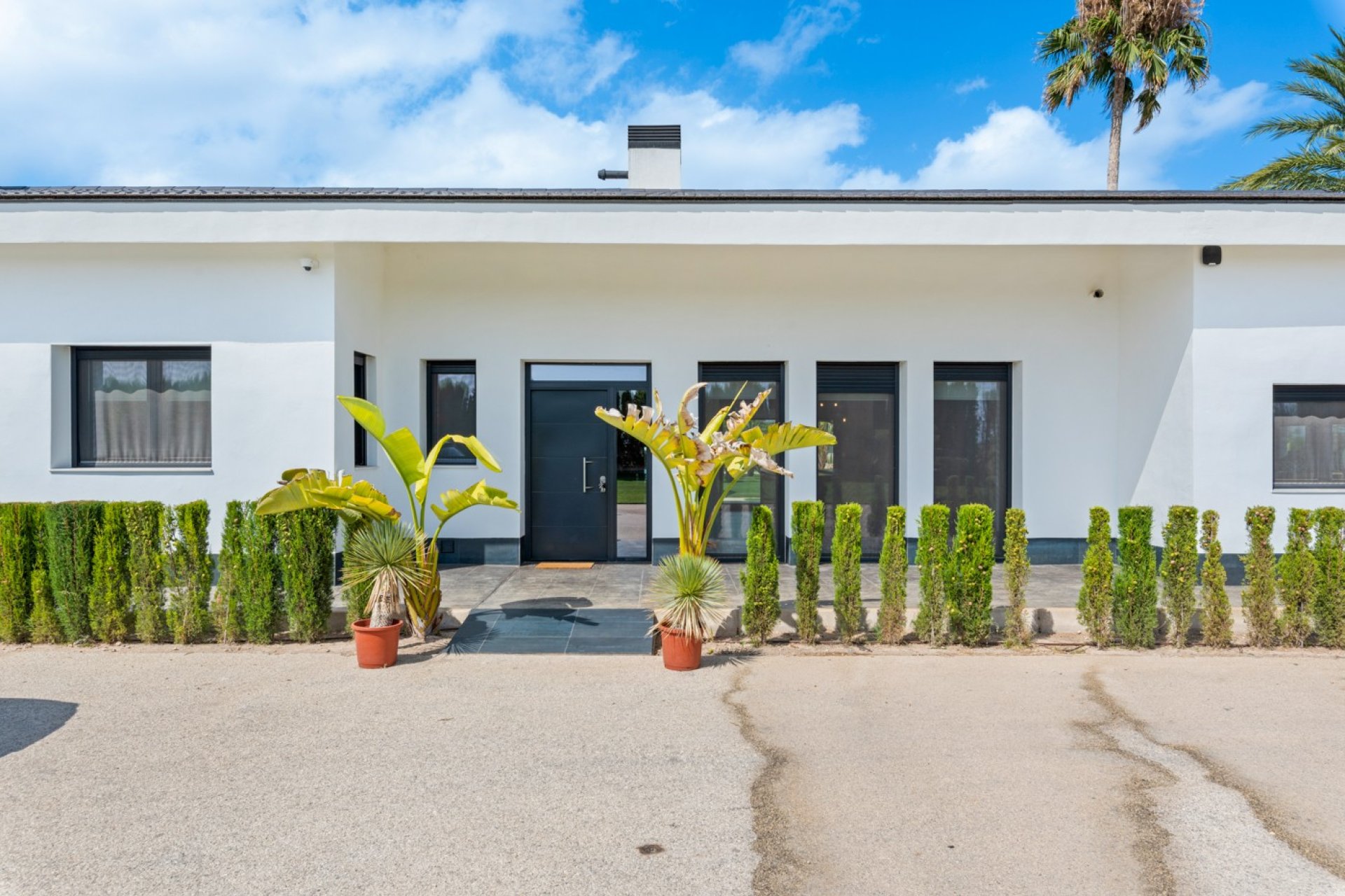 Resale - Villa - Elche/Elx