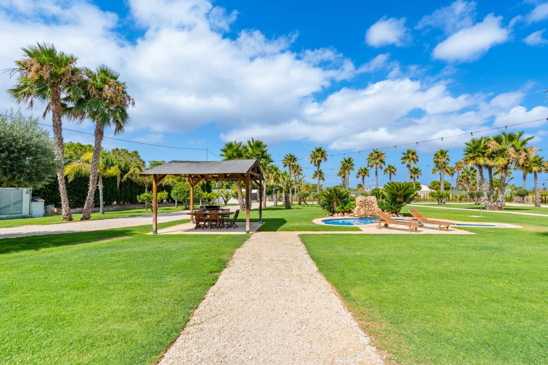 Resale - Villa - Elche/Elx
