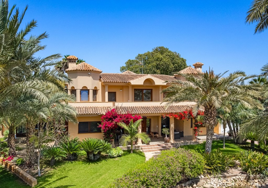 Resale - Villa - Elche/Elx