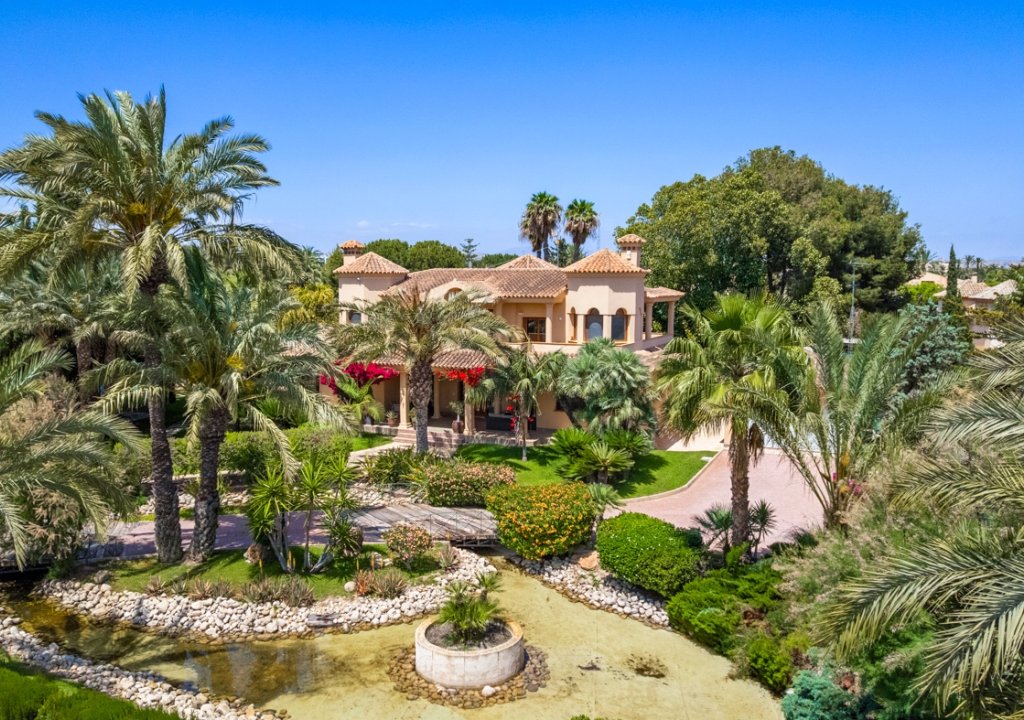 Resale - Villa - Elche/Elx