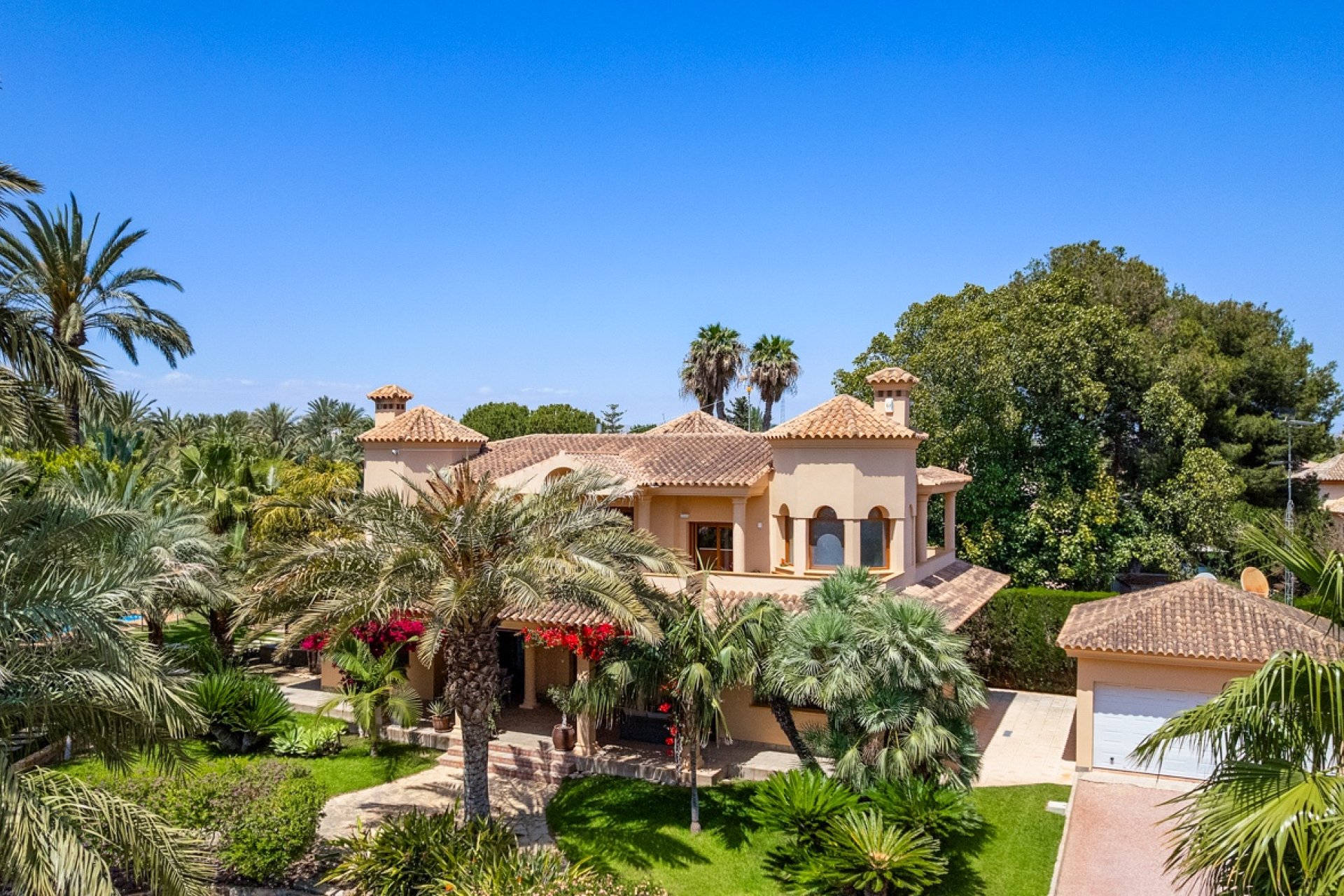 Resale - Villa - Elche/Elx