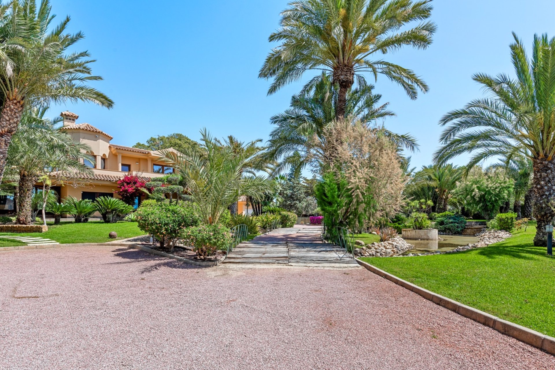 Resale - Villa - Elche/Elx