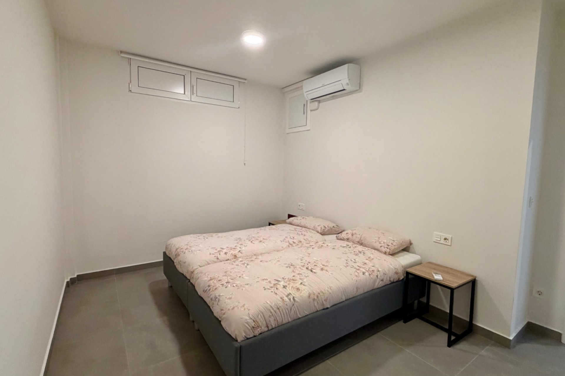 Resale - Villa - La Marina