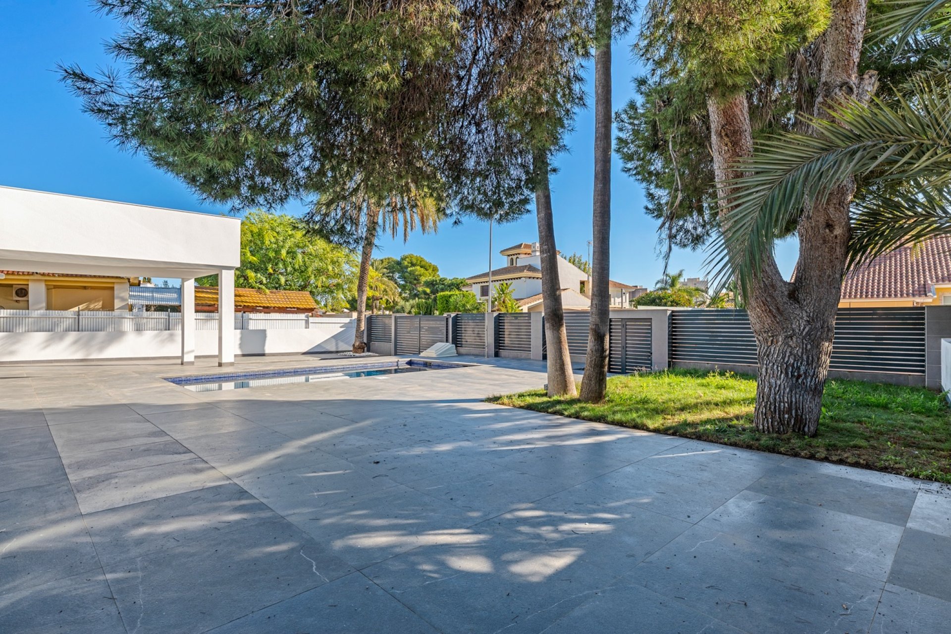 Resale - Villa - Orihuela Costa - Campoamor