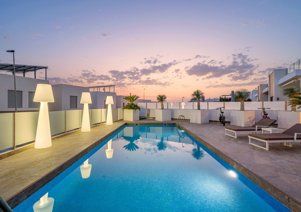 Resale - Villa - Orihuela Costa - Villamartín