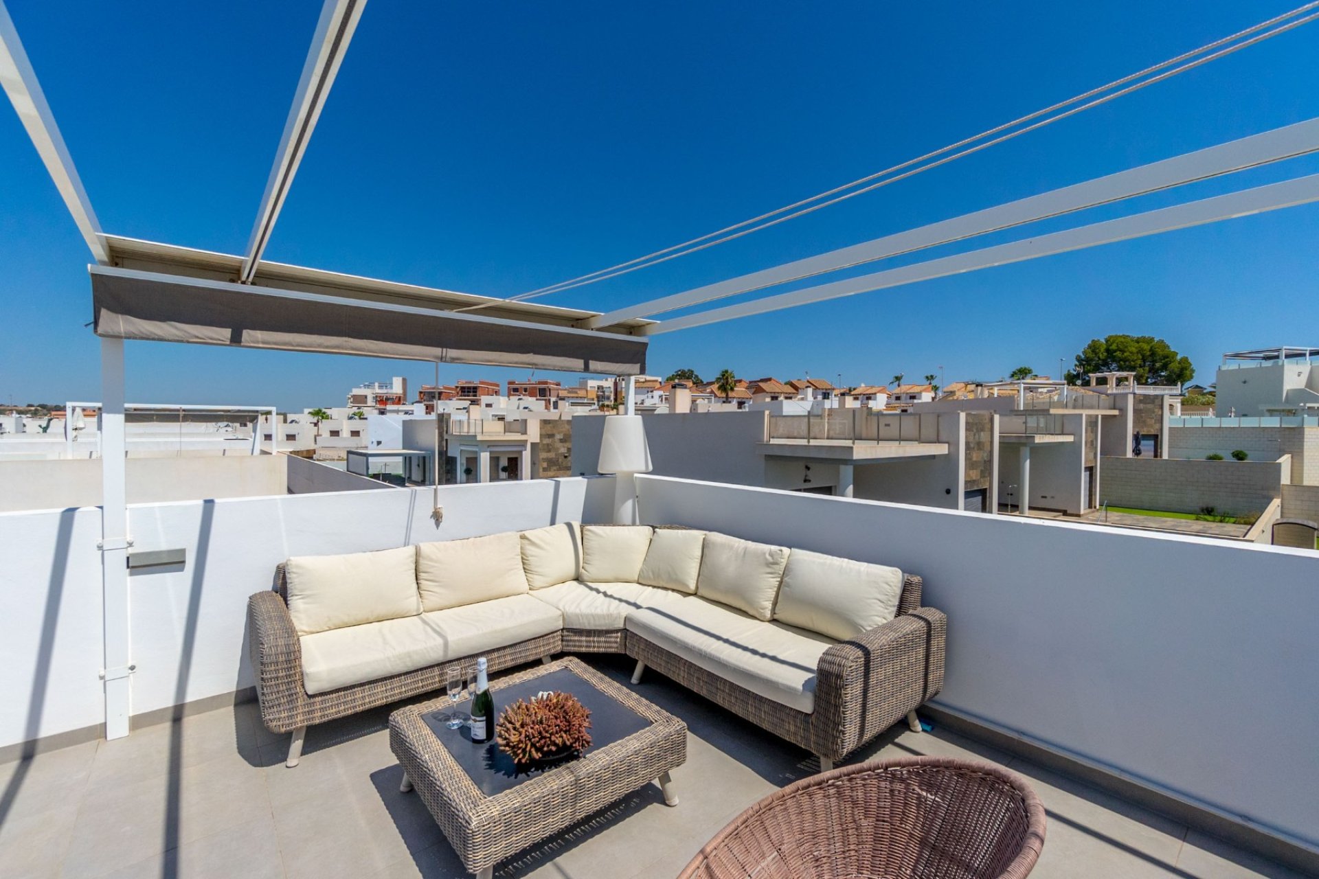 Resale - Villa - Orihuela Costa - Villamartín