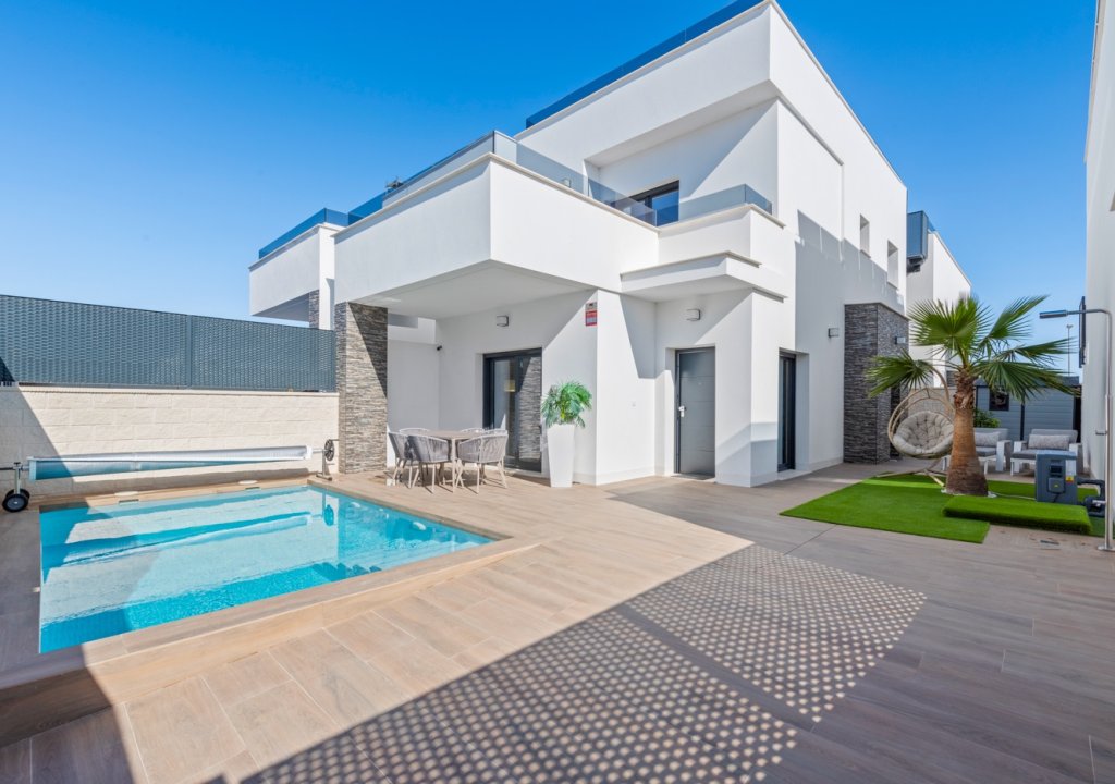 Resale - Villa - Orihuela - Vistabella Golf