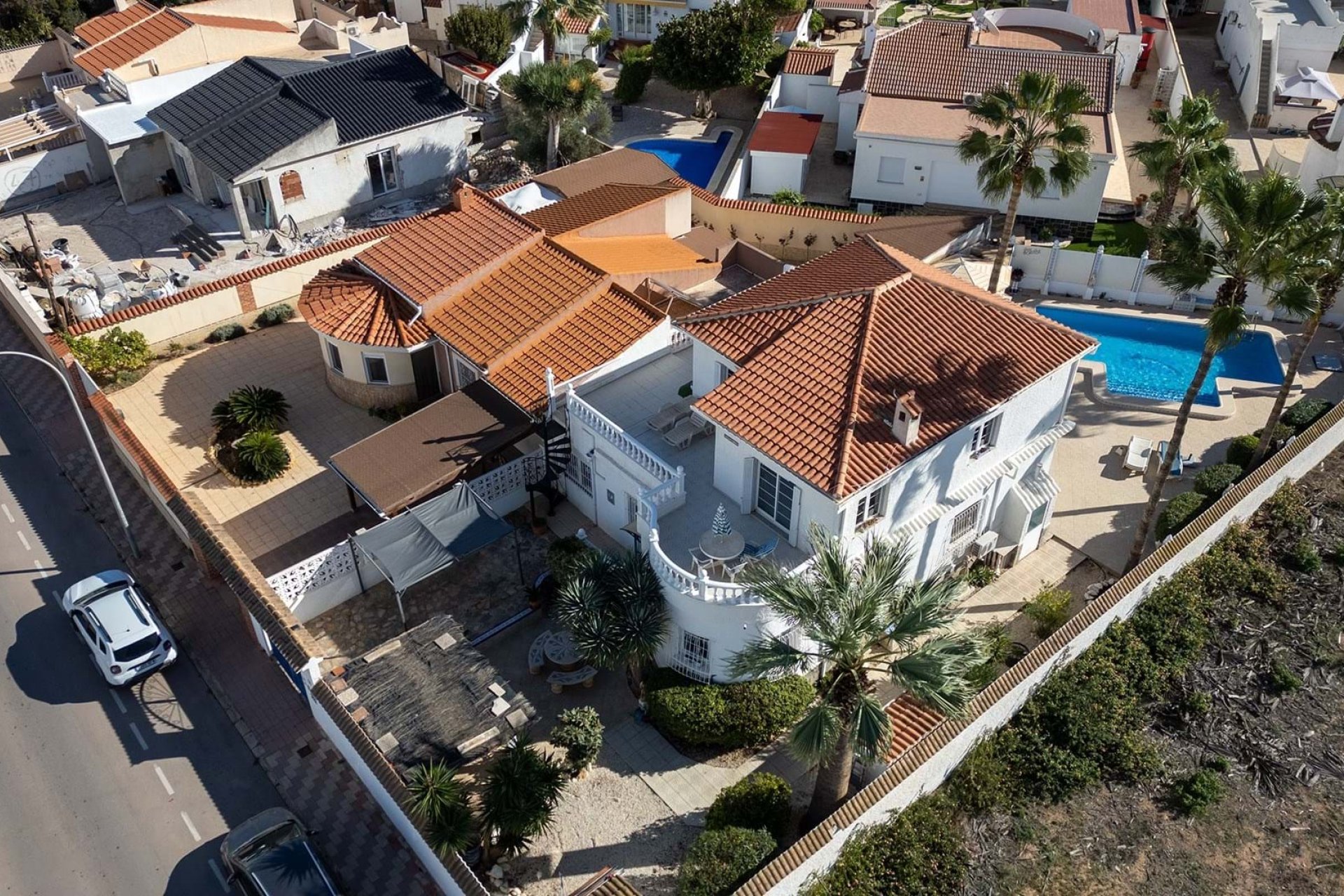 Resale - Villa - Torrevieja - El chaparral