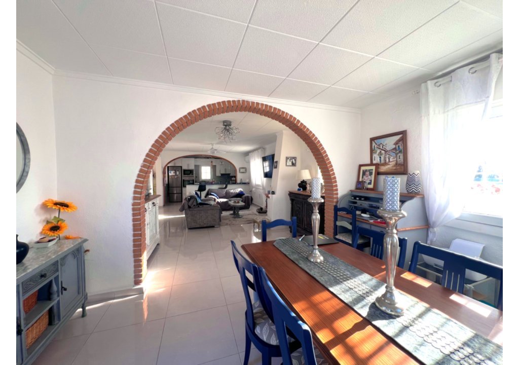 Resale - Villa - Torrevieja - El chaparral