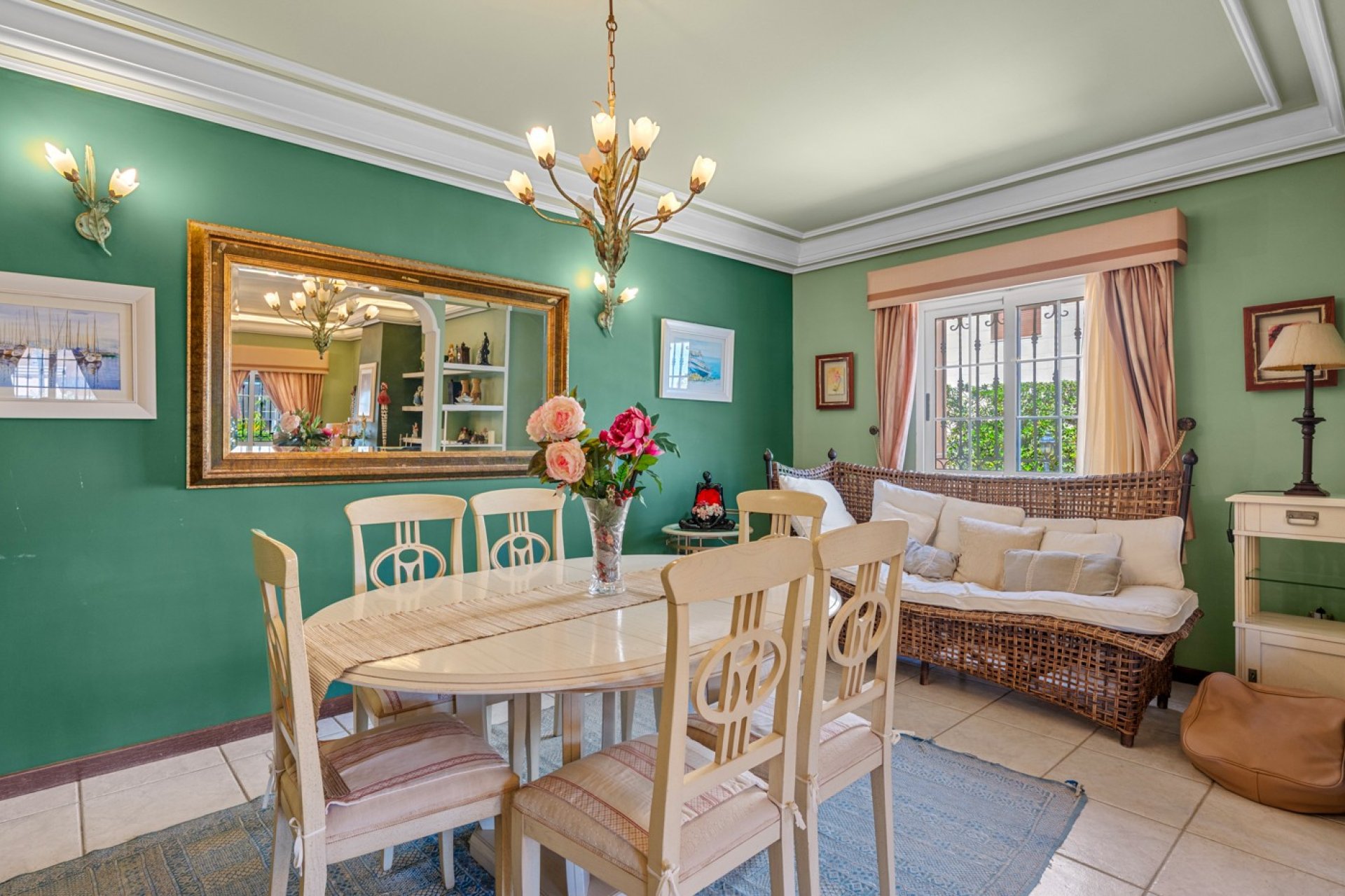 Resale - Villa - Torrevieja - La Mata