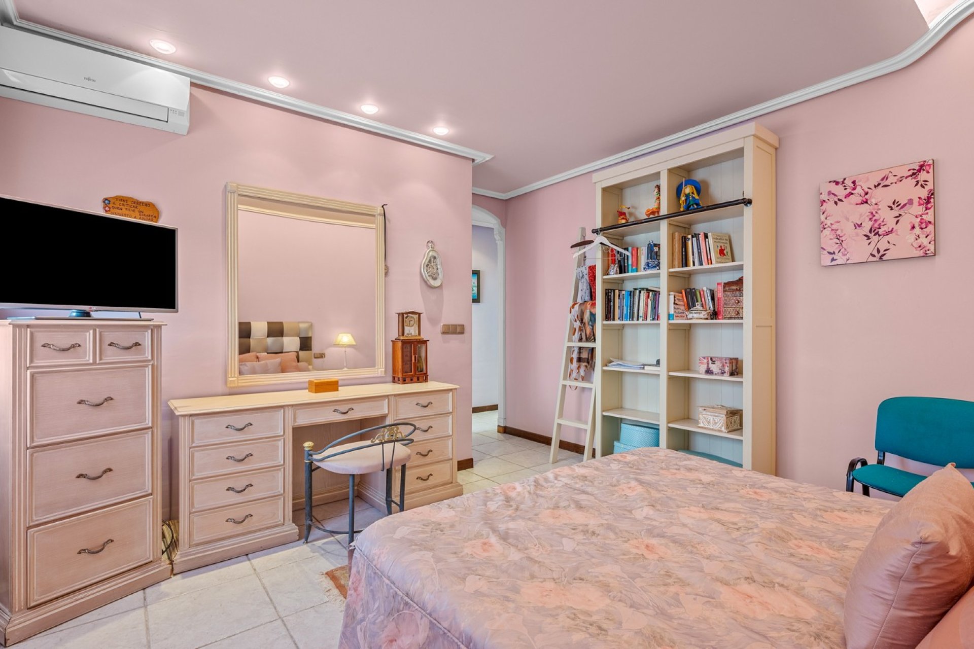 Resale - Villa - Torrevieja - La Mata