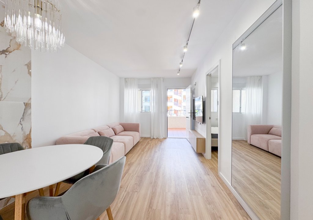 Reventa - Apartment - Orihuela Costa - Los Altos