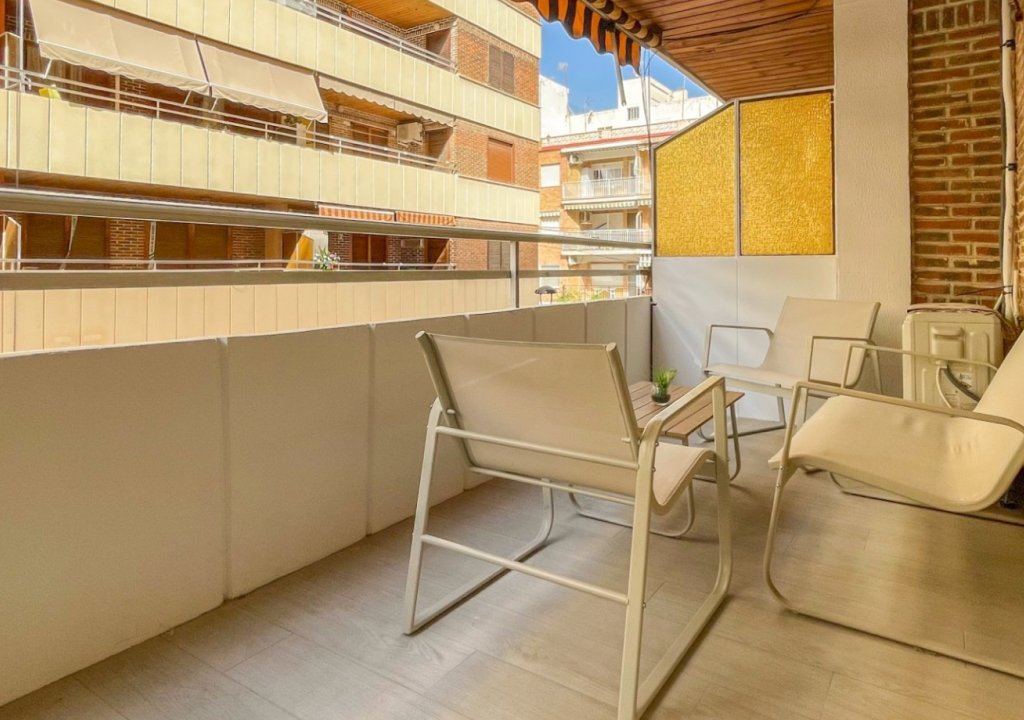 Reventa - Apartment - Torrevieja - El Acequión - Los Náufragos