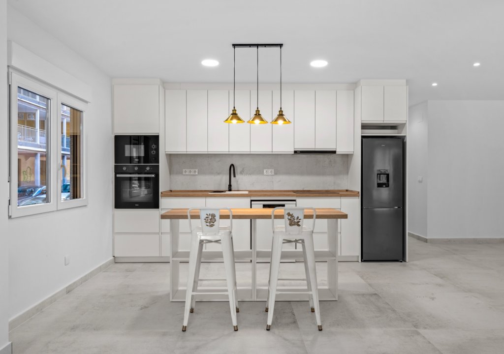Reventa - Apartment - Torrevieja - Playa del Acequión