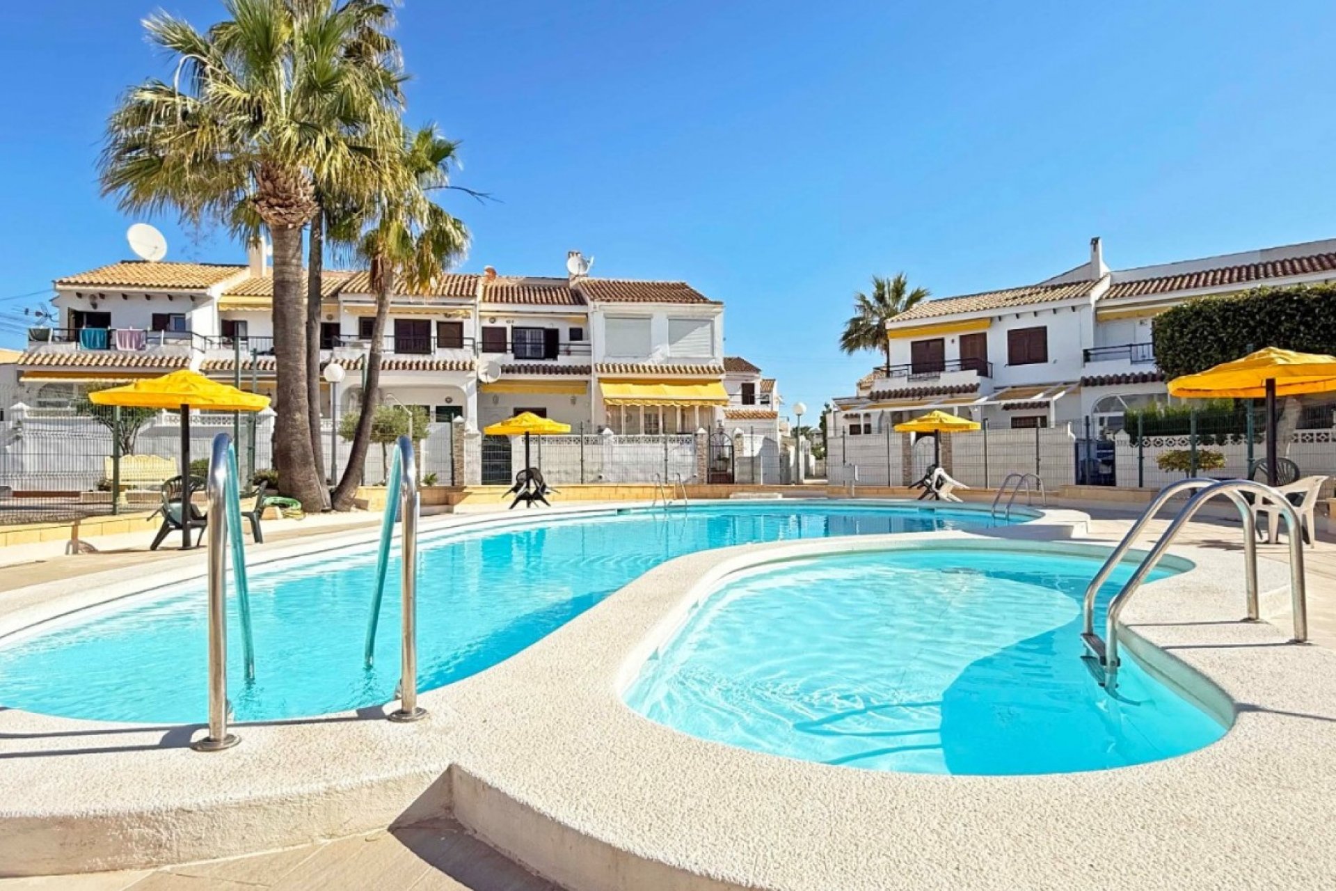 Reventa - Chalet - Torrevieja - Torrelamata - La Mata