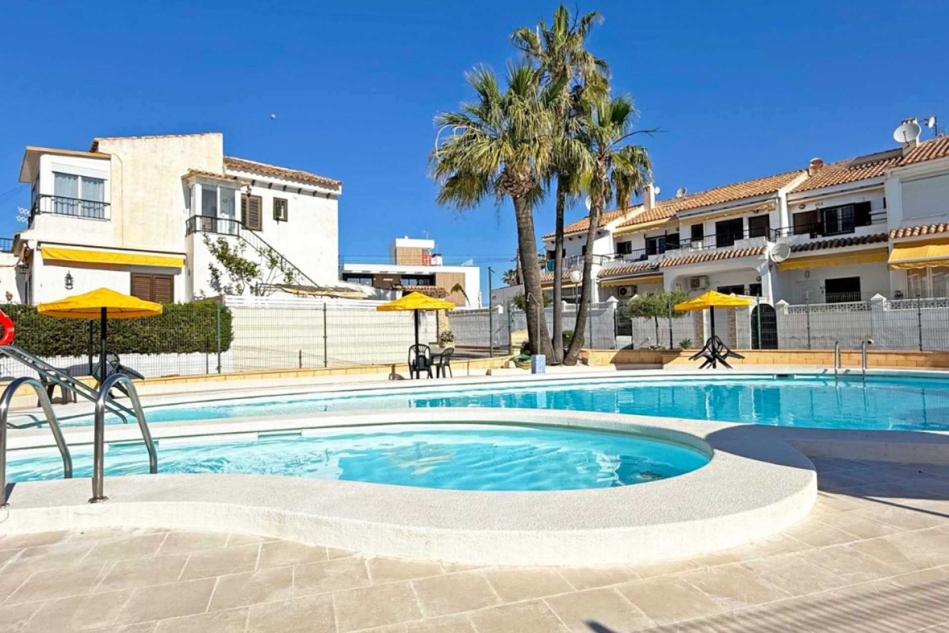 Reventa - Chalet - Torrevieja - Torrelamata - La Mata