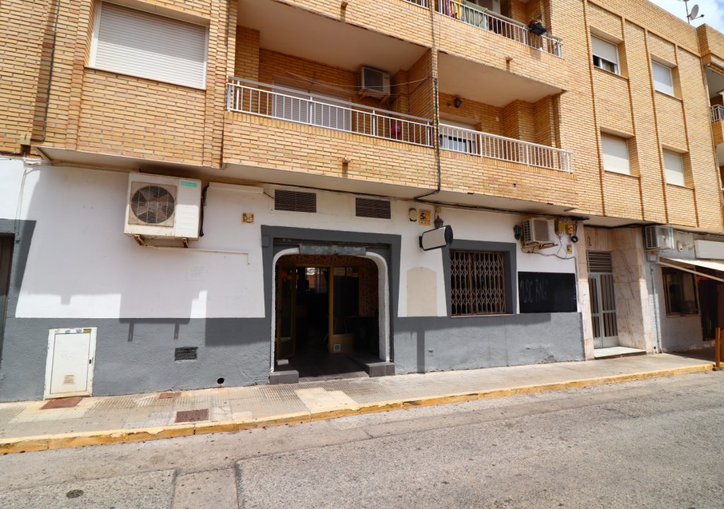 Reventa - Comercial - Los Montesinos - Los Montesinos - Village