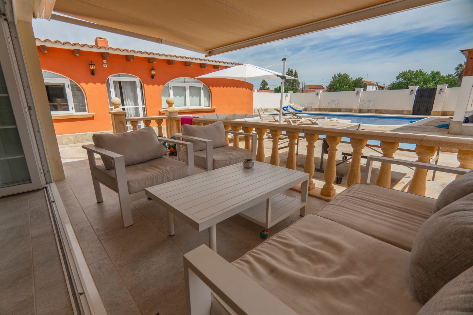 Reventa - Detached House / Villa - Almoradí - Heredades