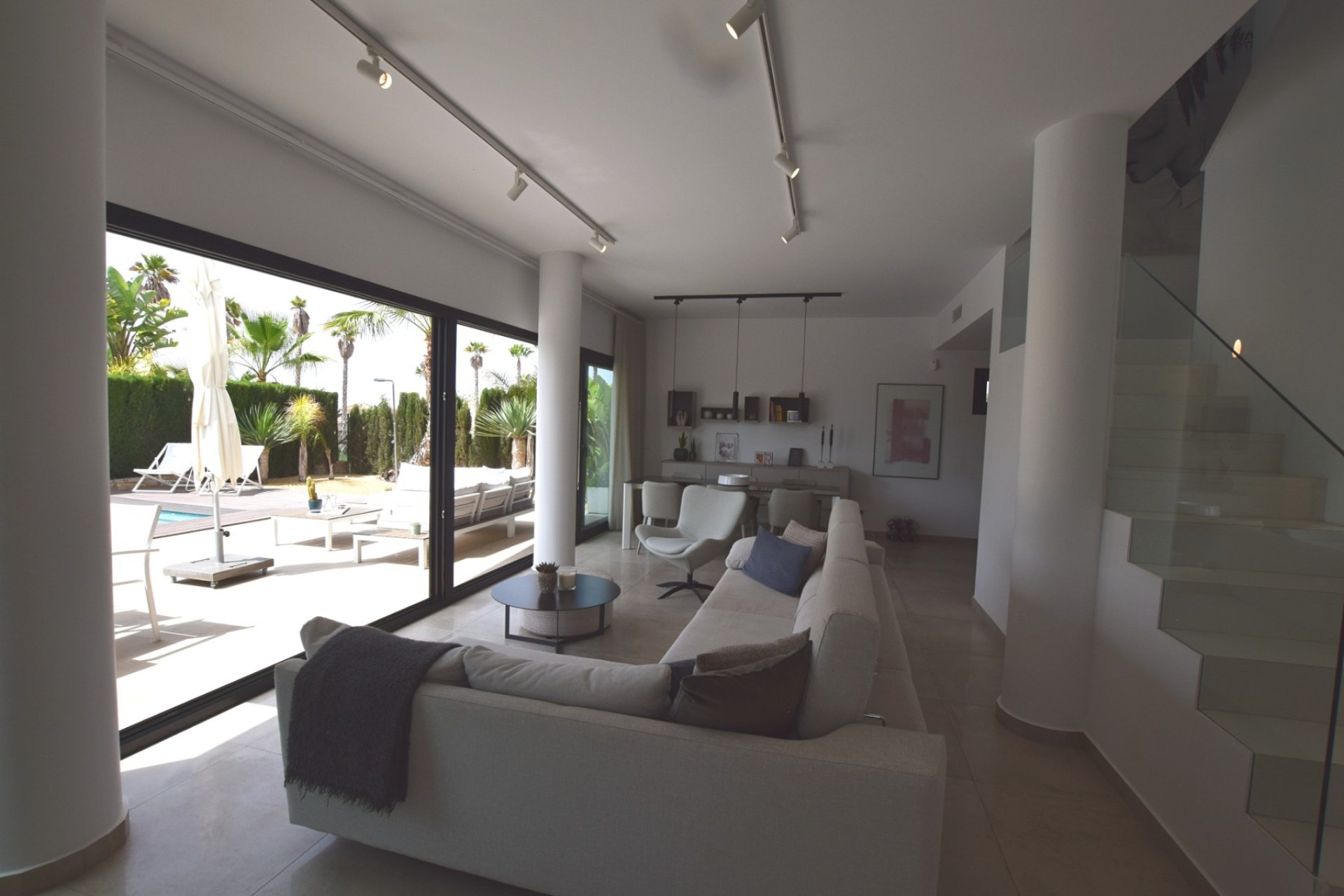 Reventa - Detached House / Villa - Ciudad Quesada - Airstrip