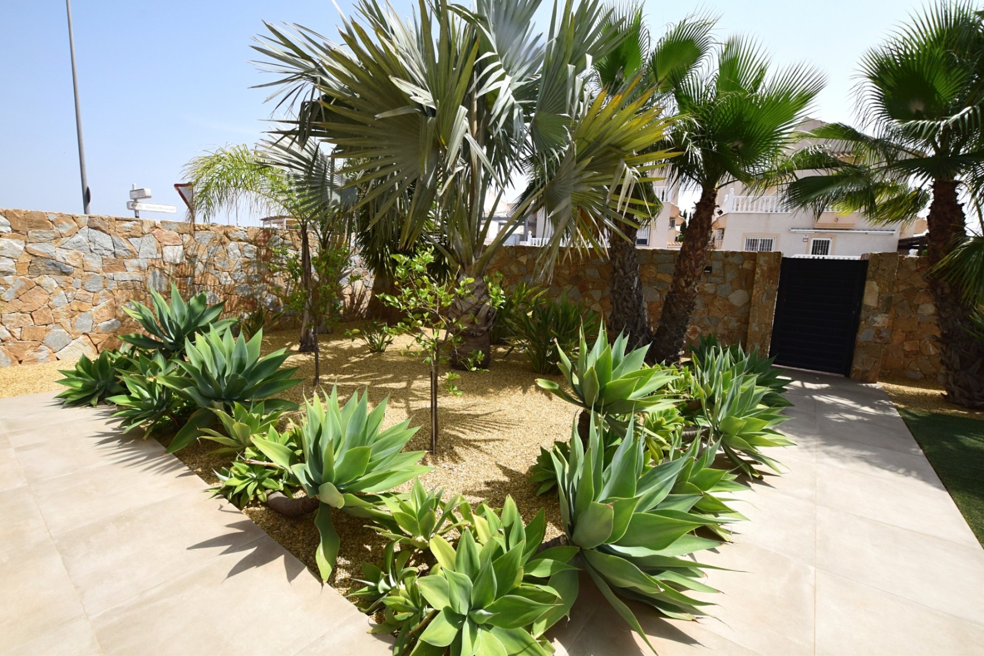 Reventa - Detached House / Villa - Ciudad Quesada - Airstrip