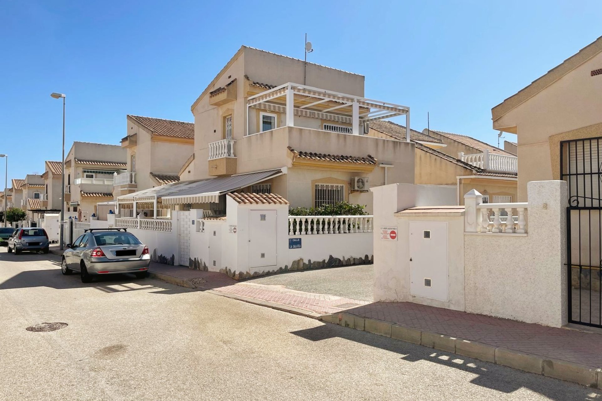 Reventa - Detached House / Villa - Ciudad Quesada - Airstrip