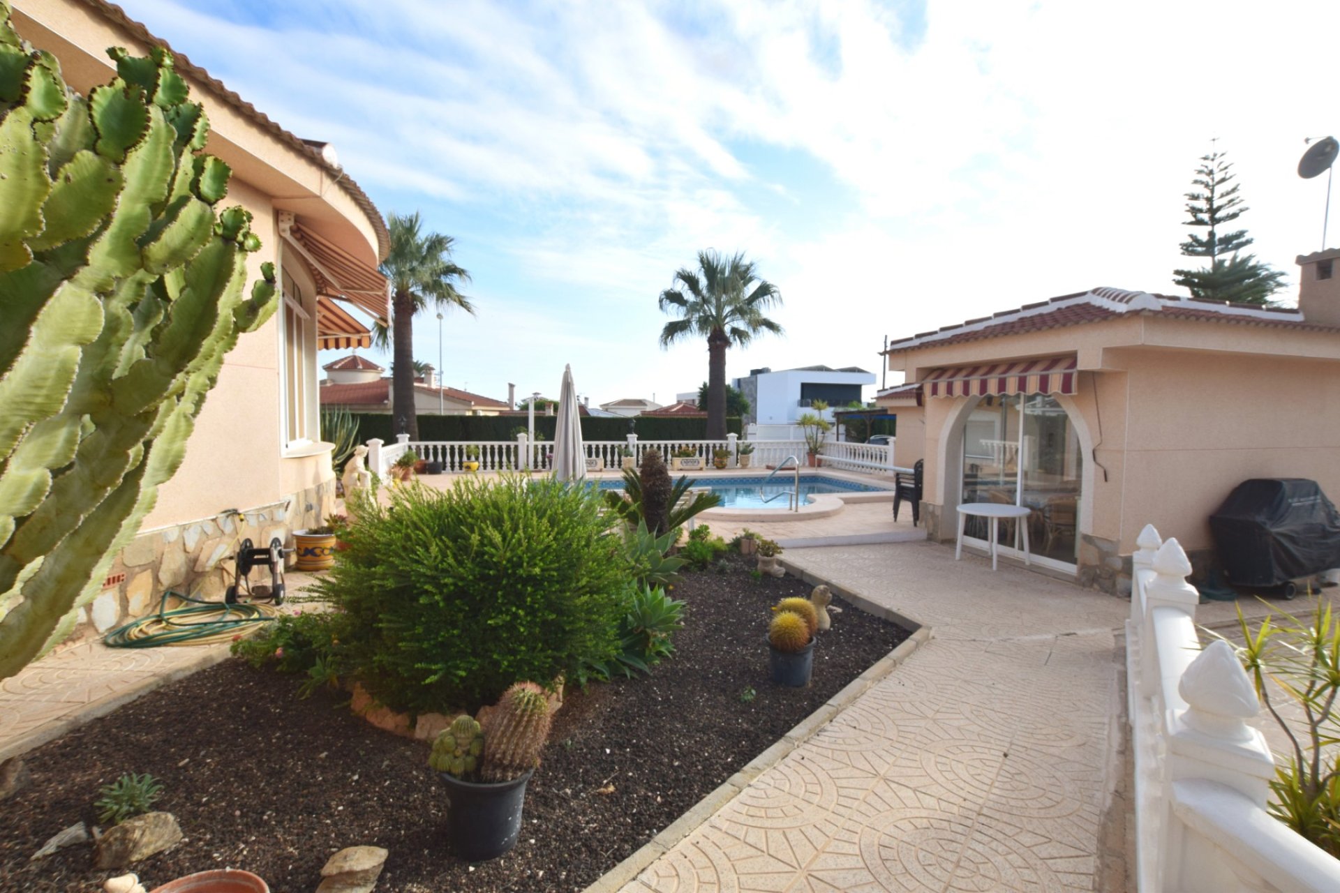 Reventa - Detached House / Villa - Ciudad Quesada - Central Quesada