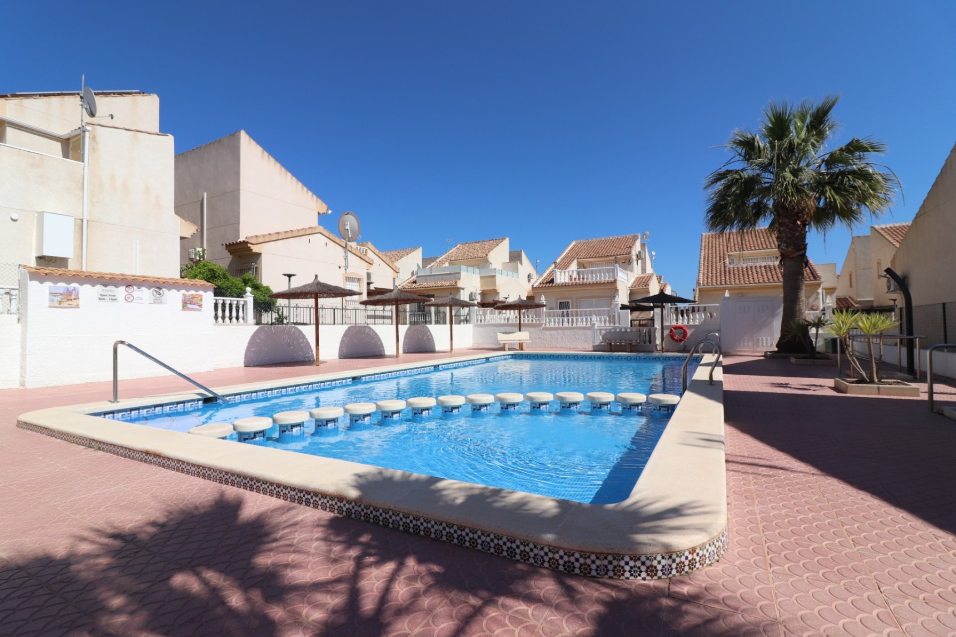 Reventa - Detached House / Villa - Ciudad Quesada - Ciudad Quesada - Town