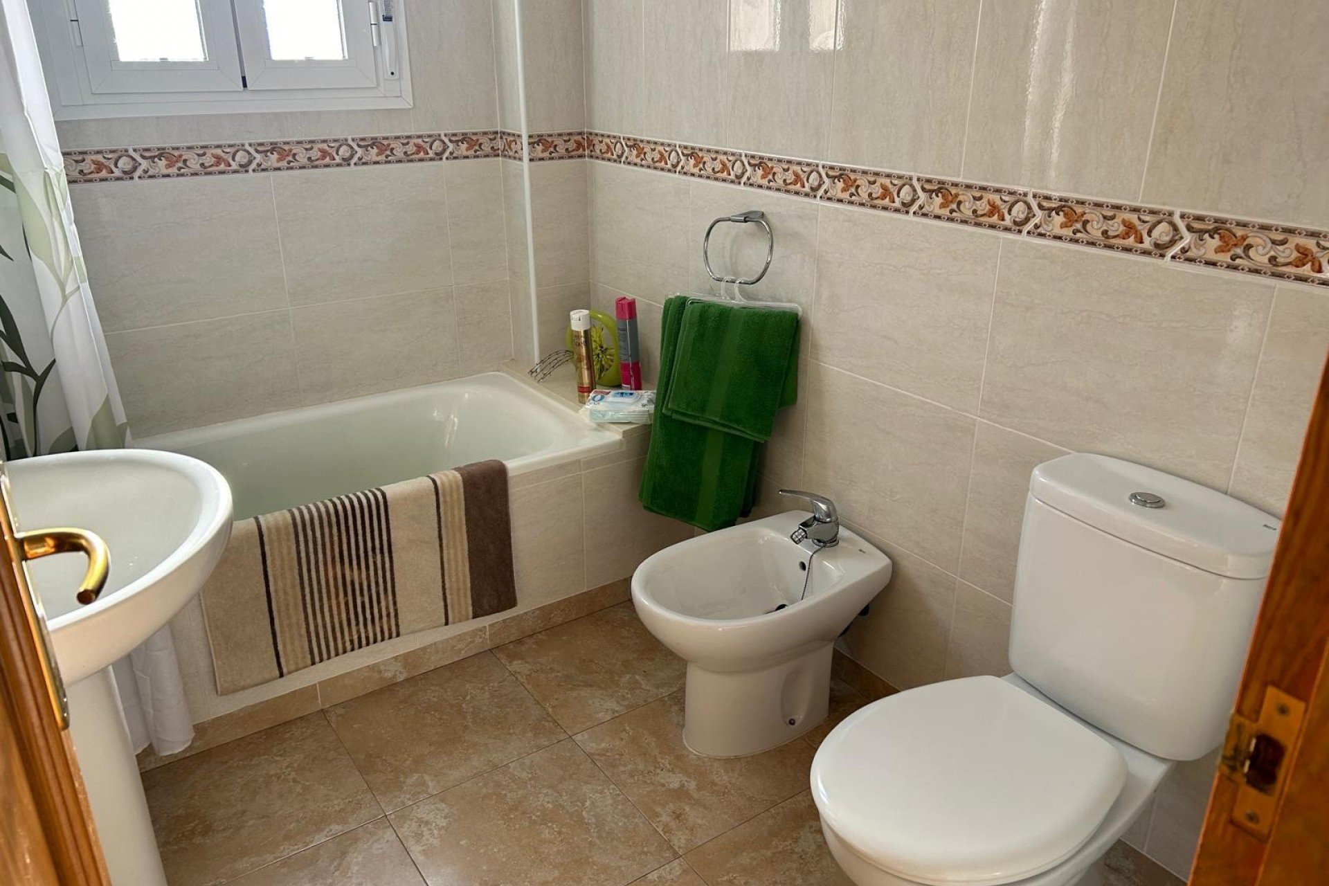 Reventa - Detached House / Villa - Daya Nueva