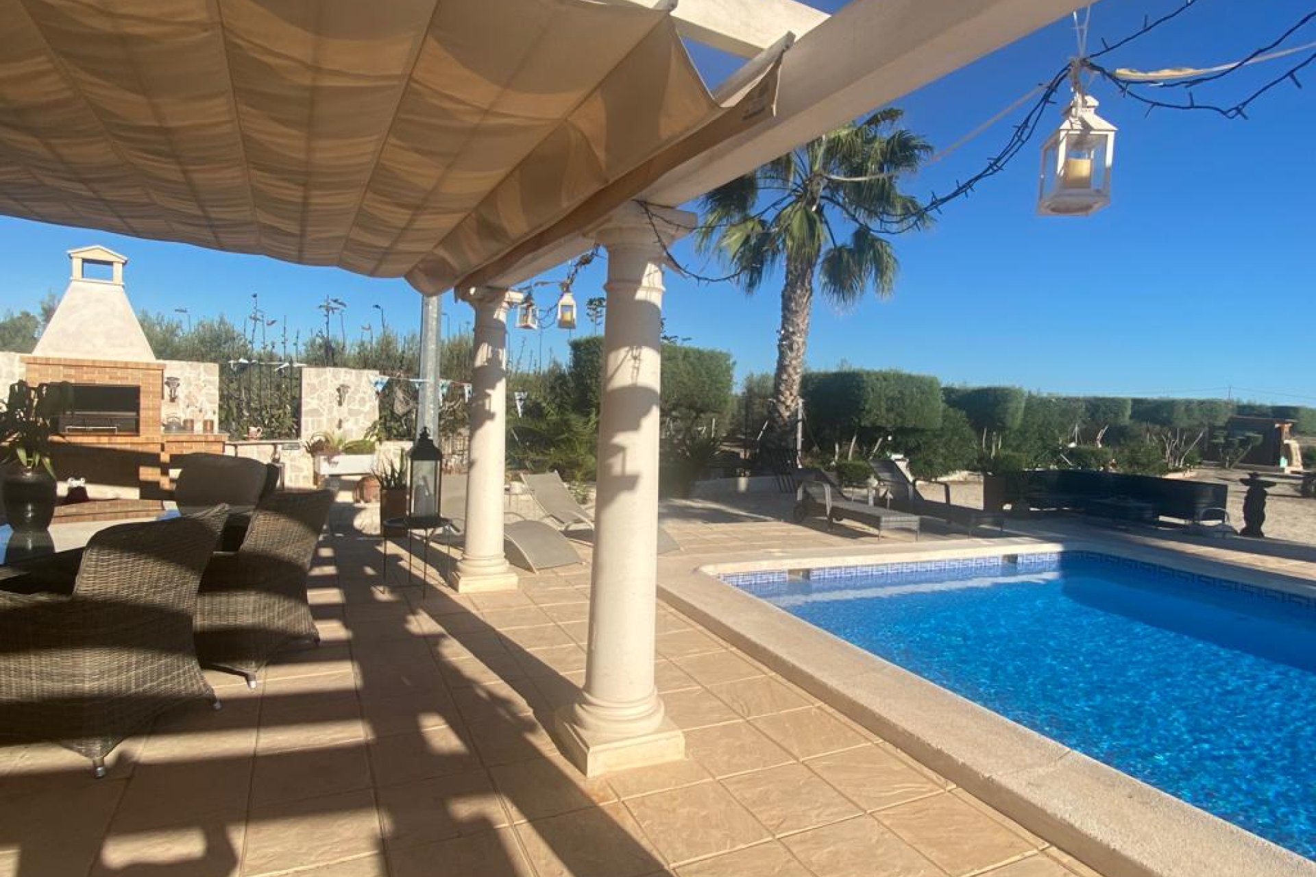 Reventa - Detached House / Villa - Dolores