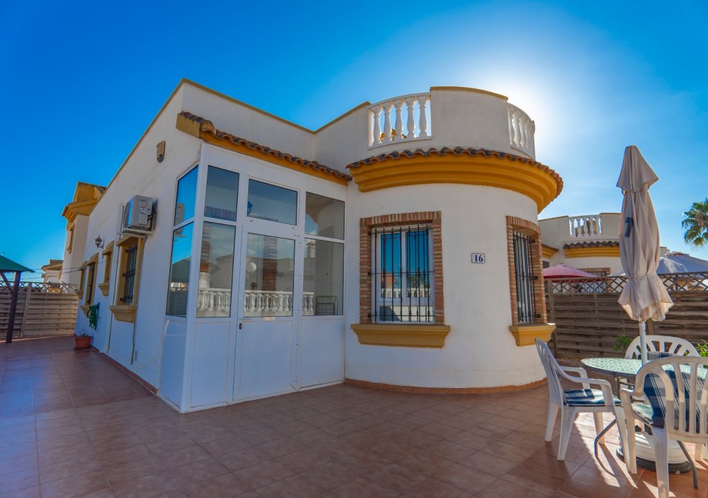 Reventa - Detached House / Villa - Guardamar del Segura - El Raso
