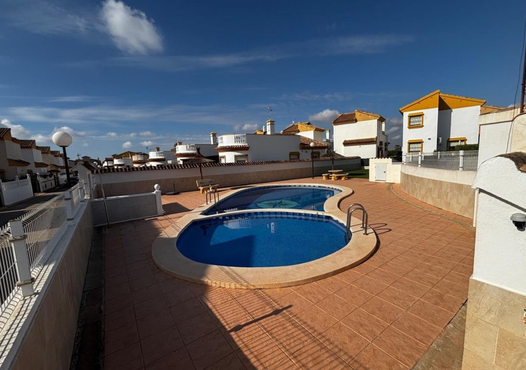 Reventa - Detached House / Villa - Guardamar del Segura - El Raso