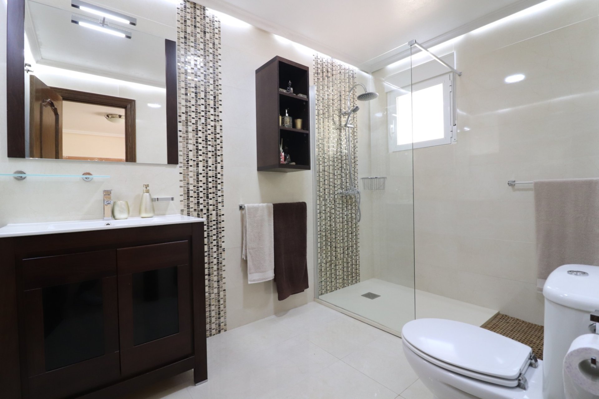 Reventa - Detached House / Villa - La Marina - La Escuera