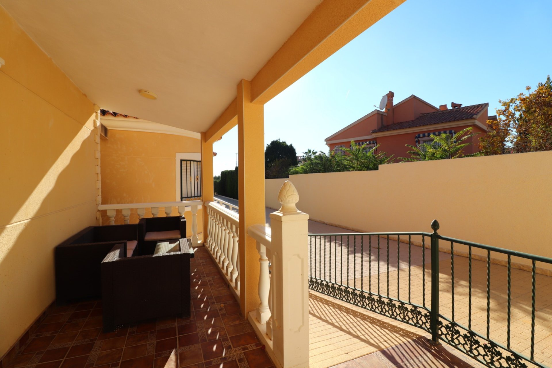 Reventa - Detached House / Villa - La Marina - La Escuera