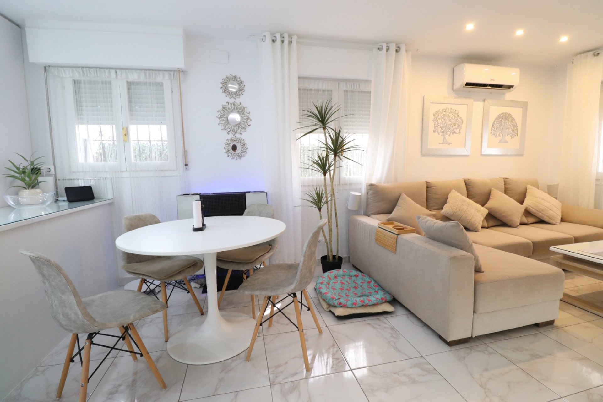 Reventa - Detached House / Villa - Orihuela Costa - La Florida