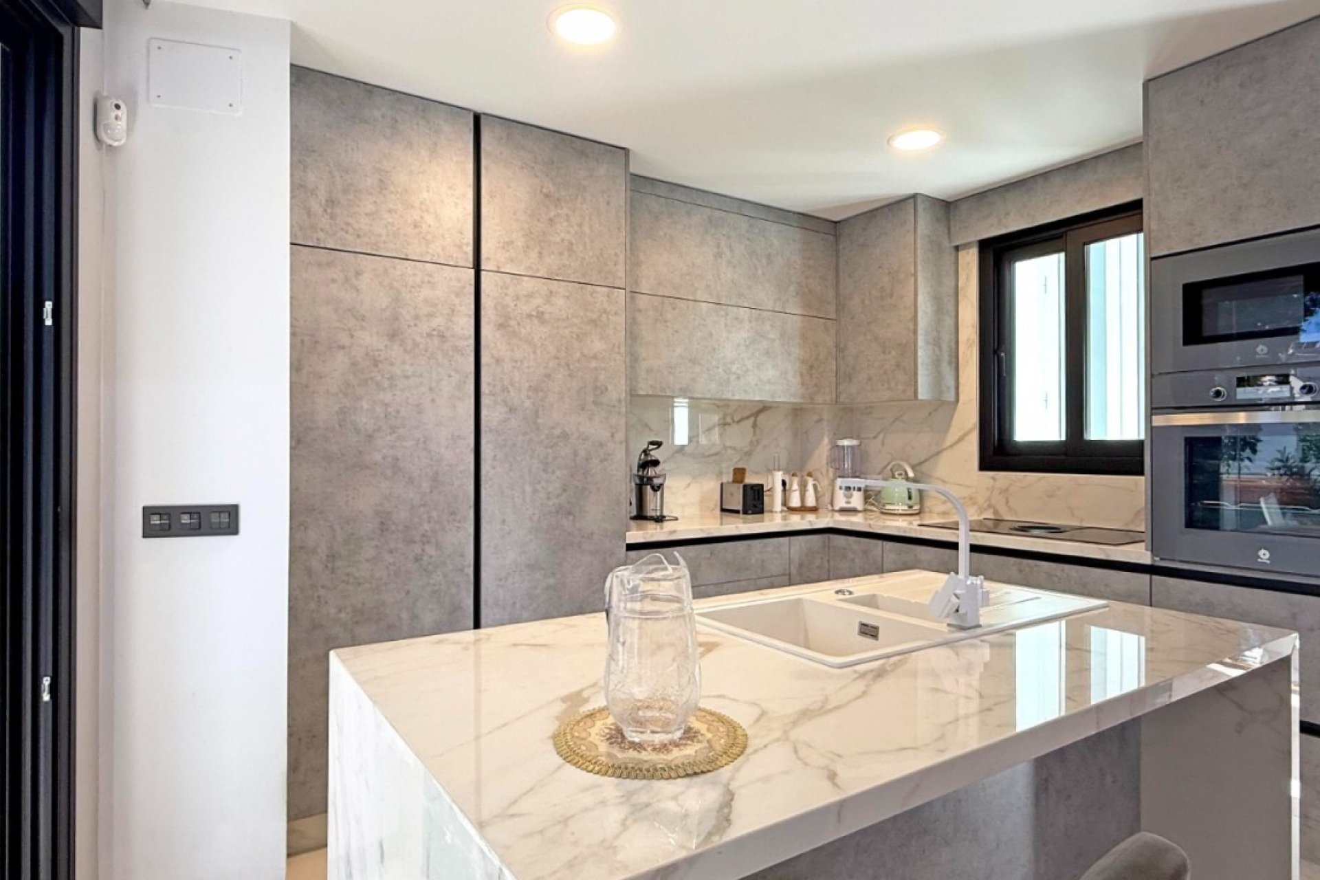 Reventa - Detached House / Villa - Orihuela Costa - Villamartín