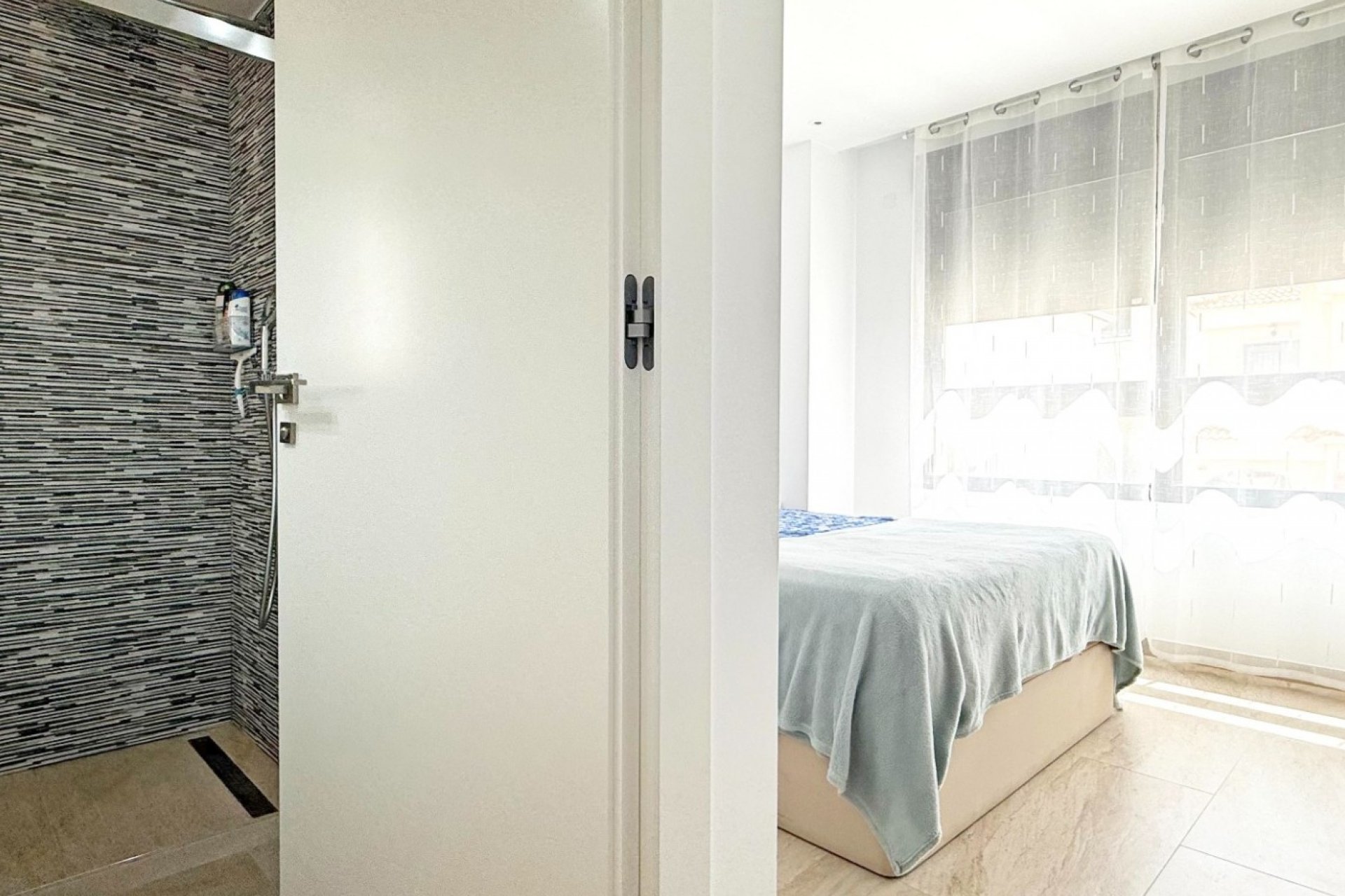 Reventa - Detached House / Villa - Orihuela Costa - Villamartín