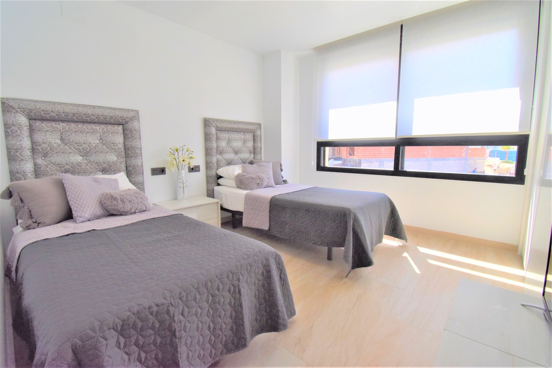 Reventa - Detached House / Villa - Orihuela Costa - Villamartin