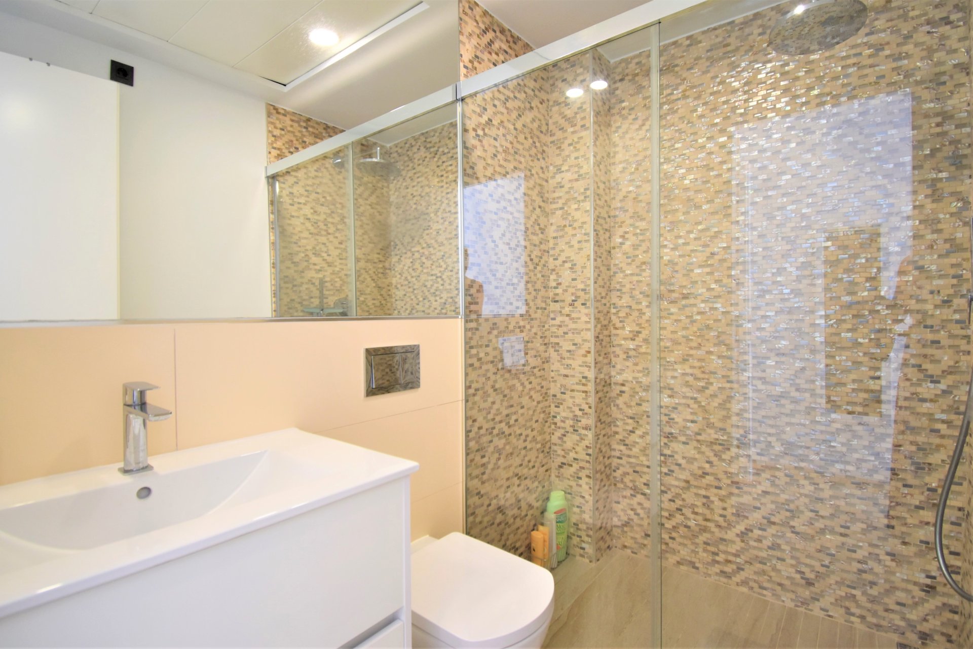 Reventa - Detached House / Villa - Orihuela Costa - Villamartin