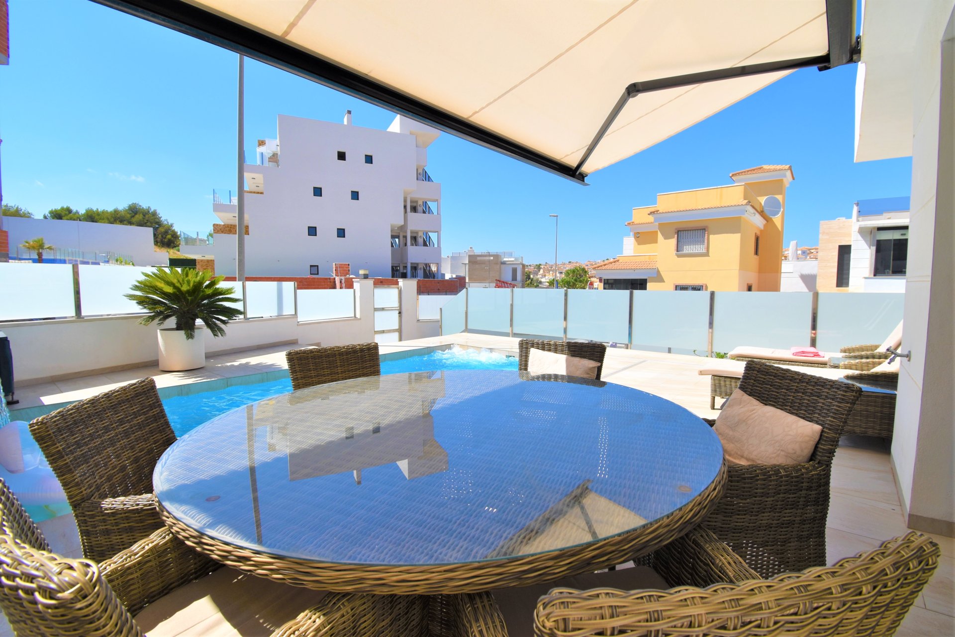 Reventa - Detached House / Villa - Orihuela Costa - Villamartin