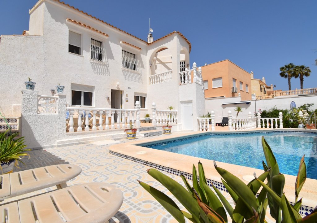 Reventa - Detached House / Villa - Orihuela Costa - Villamartin