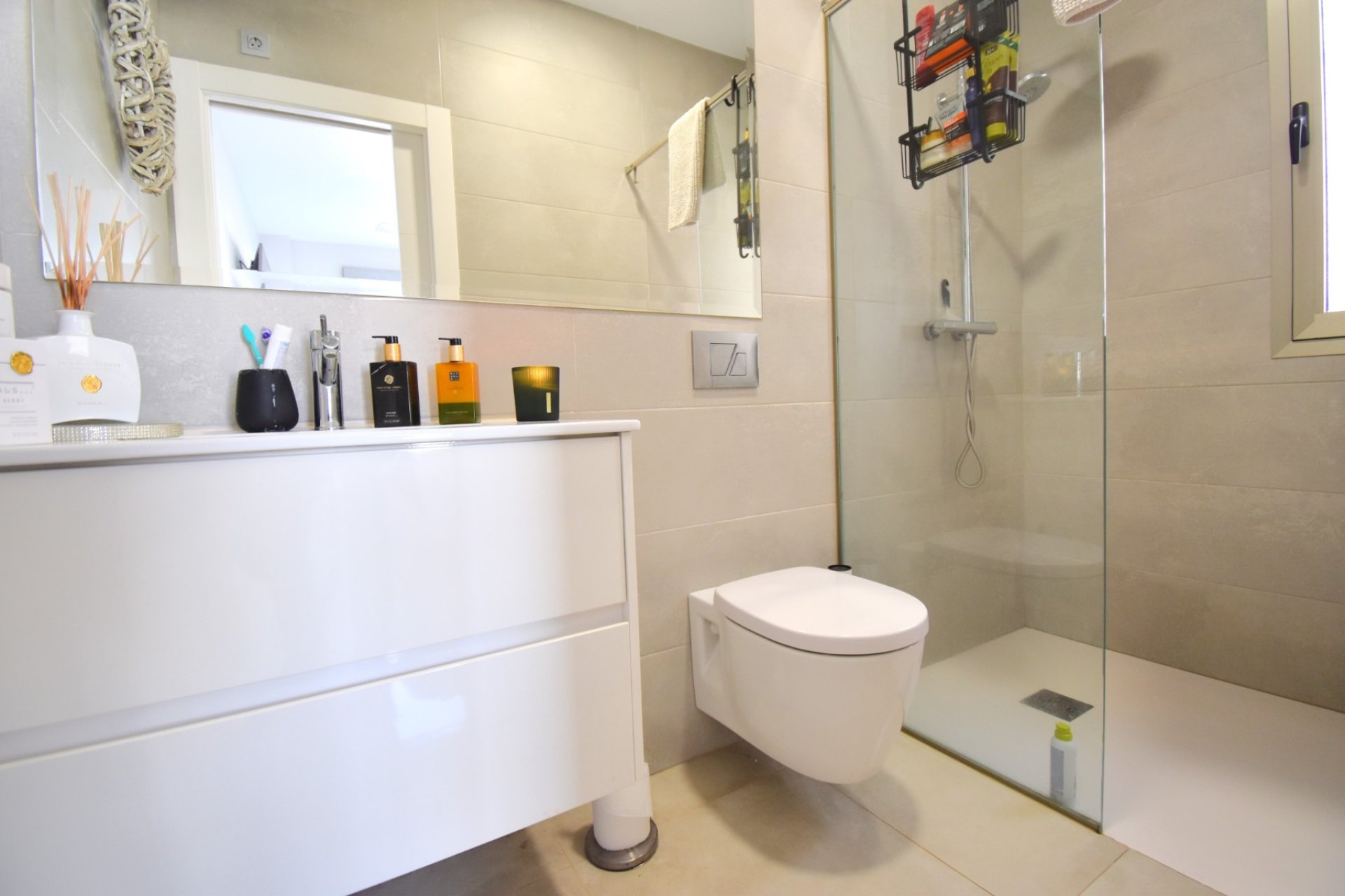 Reventa - Detached House / Villa - Orihuela Costa - Villamartin