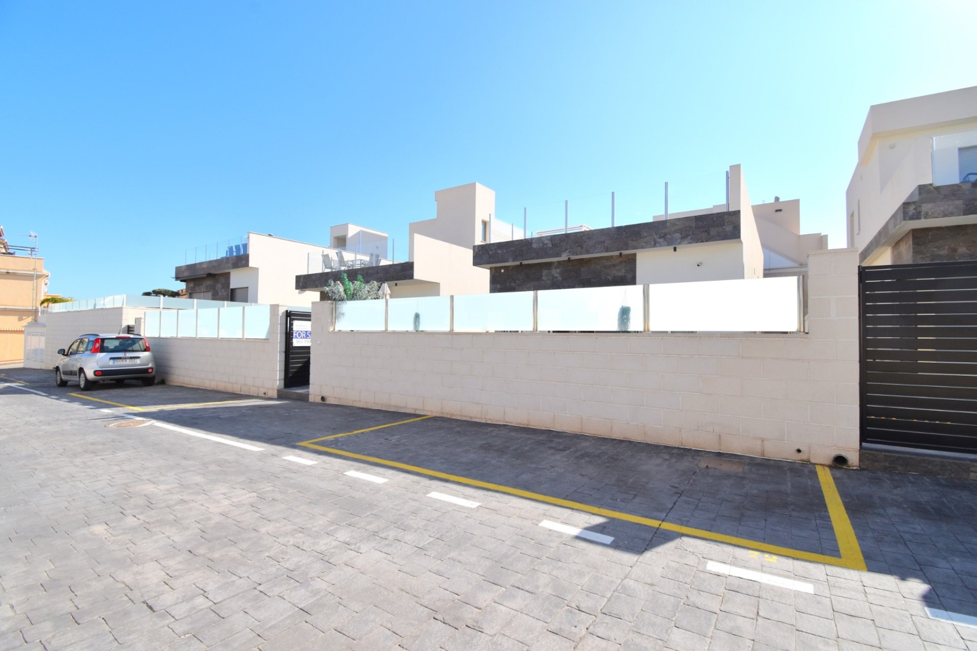 Reventa - Detached House / Villa - Orihuela Costa - Villamartin