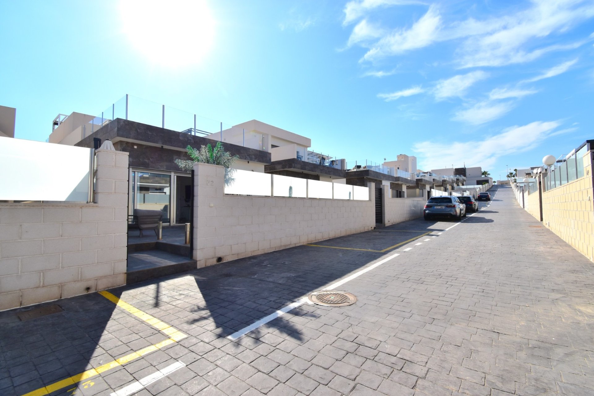Reventa - Detached House / Villa - Orihuela Costa - Villamartin