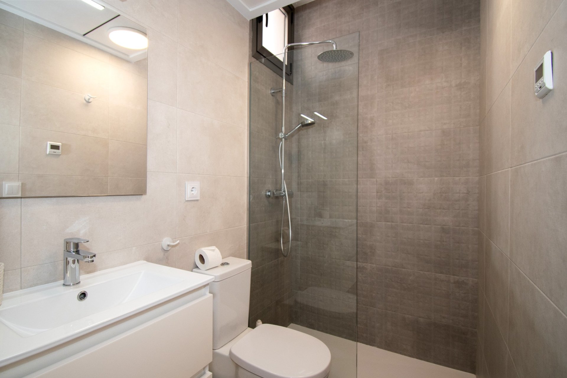 Reventa - Detached House / Villa - Orihuela Costa - Villamartin